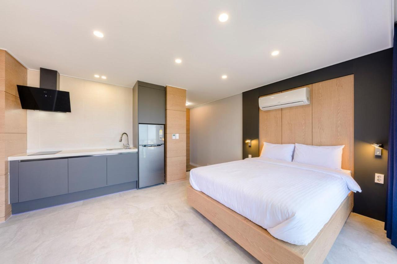 Cadelhas Hotell Jeju Exteriör bild
