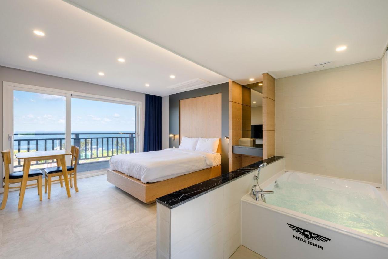 Cadelhas Hotell Jeju Exteriör bild