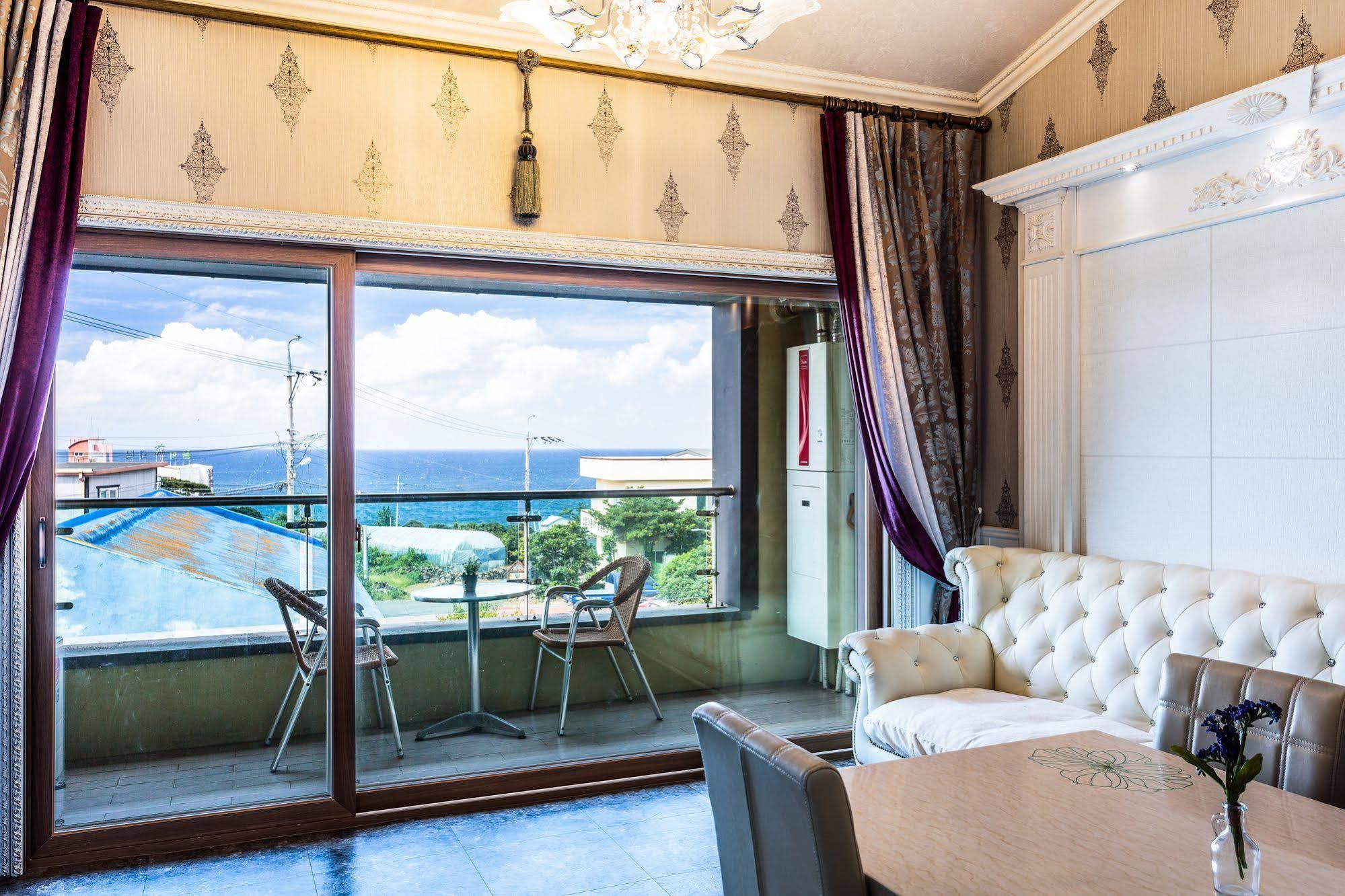 Cadelhas Hotell Jeju Exteriör bild