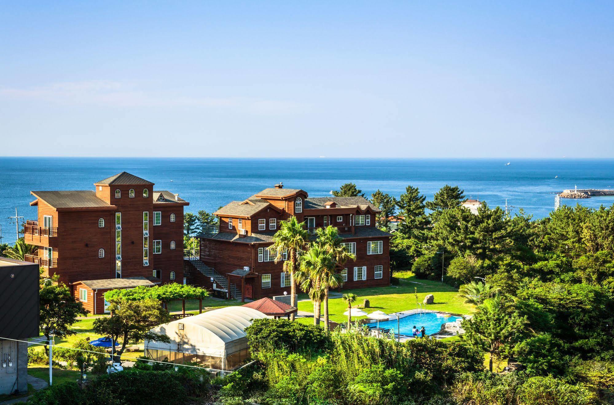 Cadelhas Hotell Jeju Exteriör bild